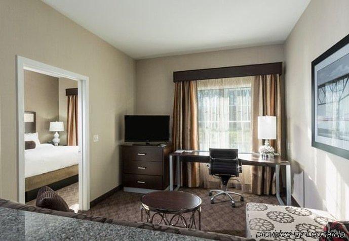 Hotel By Marriott Boston 4*