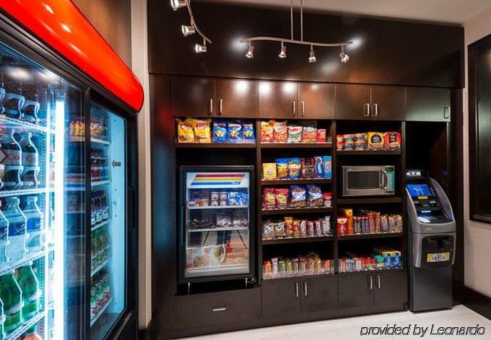 Hotel By Marriott Boston 4*